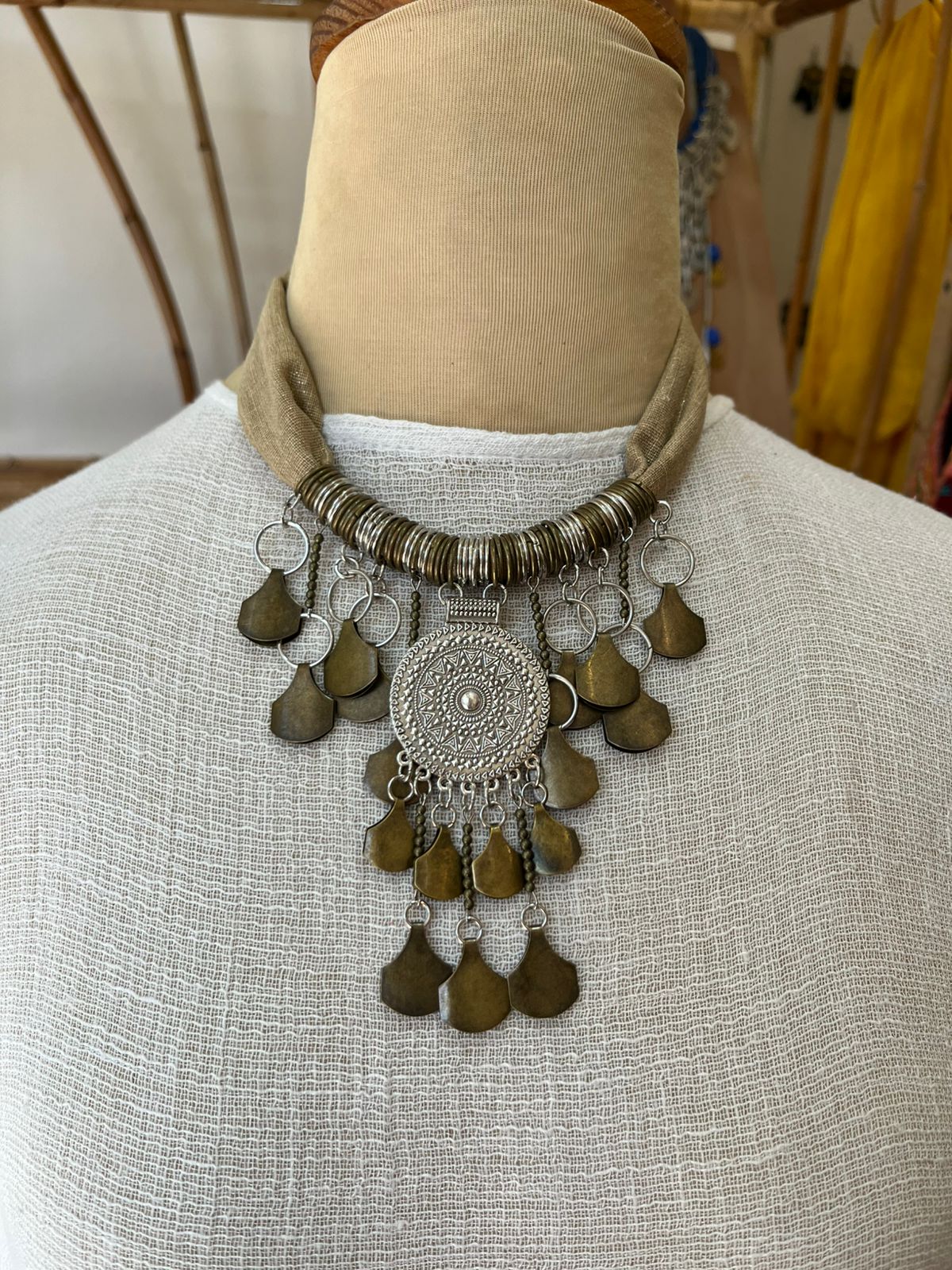 Necklace B202