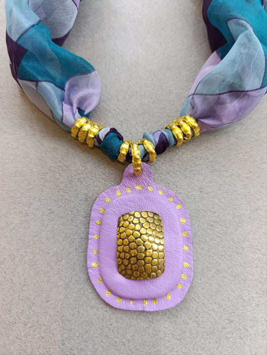 Necklace R8