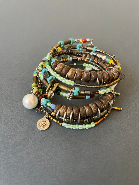 Special bracelet with mixed materials