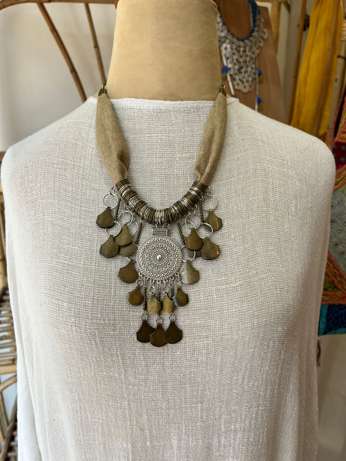 Necklace B202