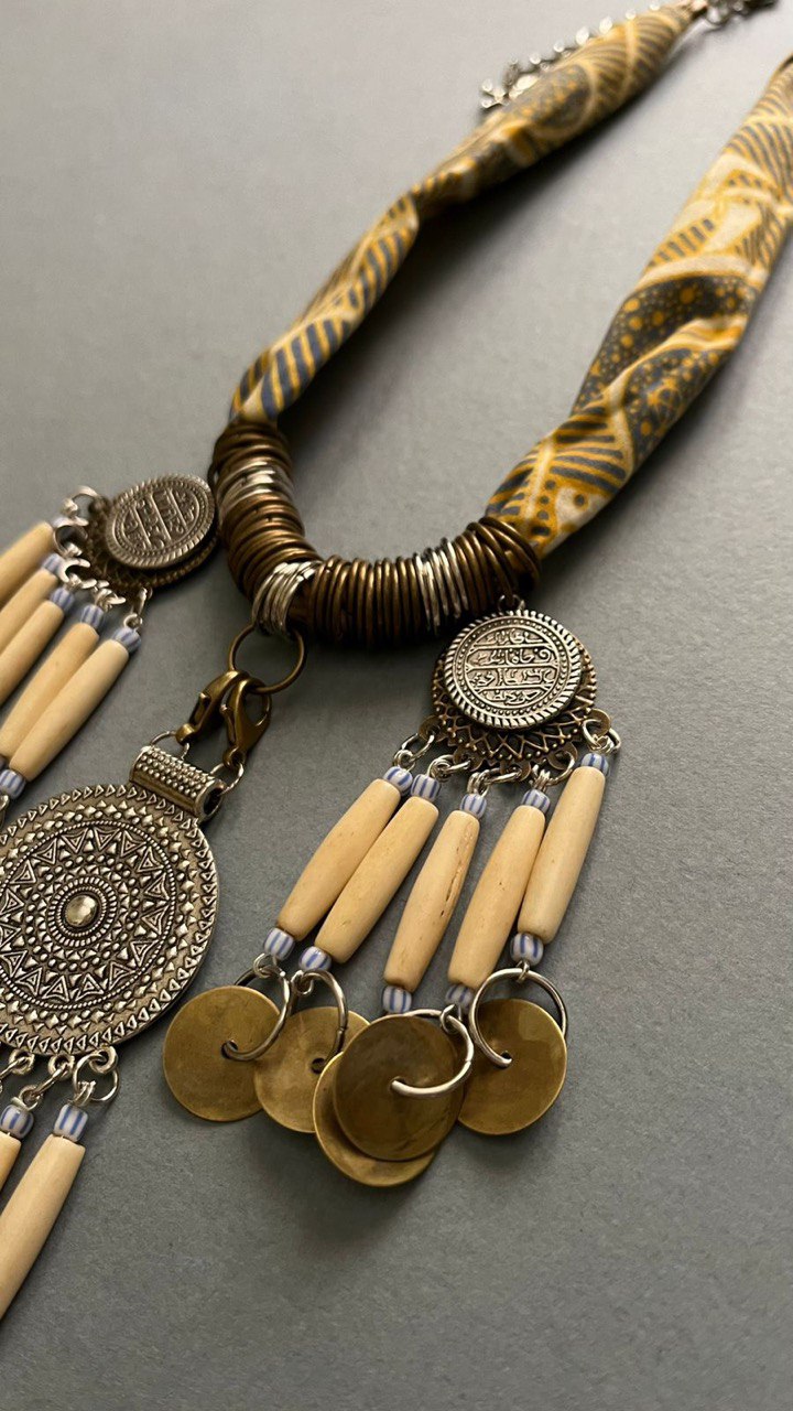 Necklace B3
