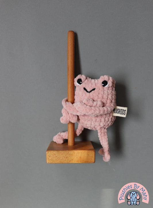 Fifi the pole dancer frog