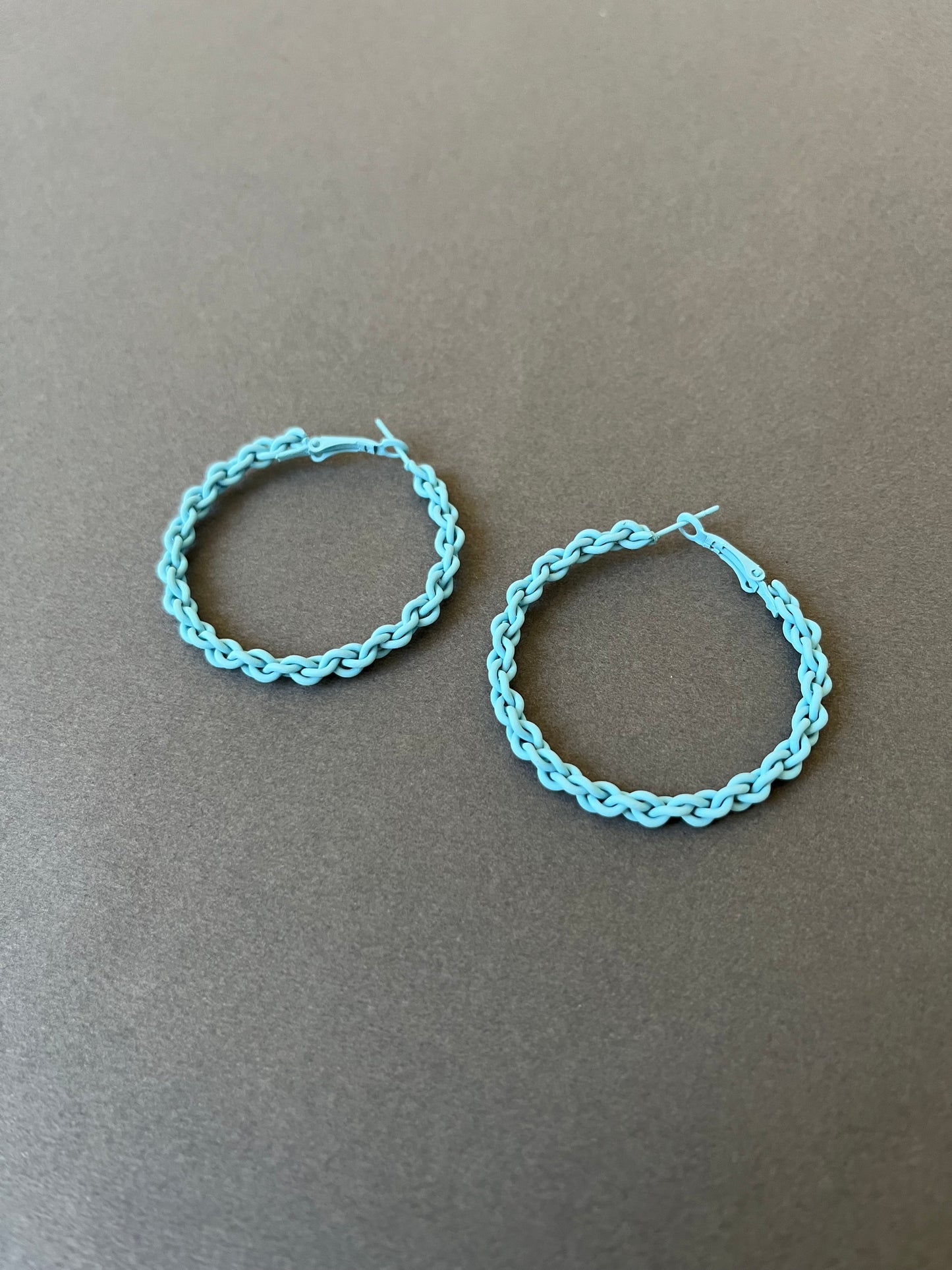 Colored metal earrings