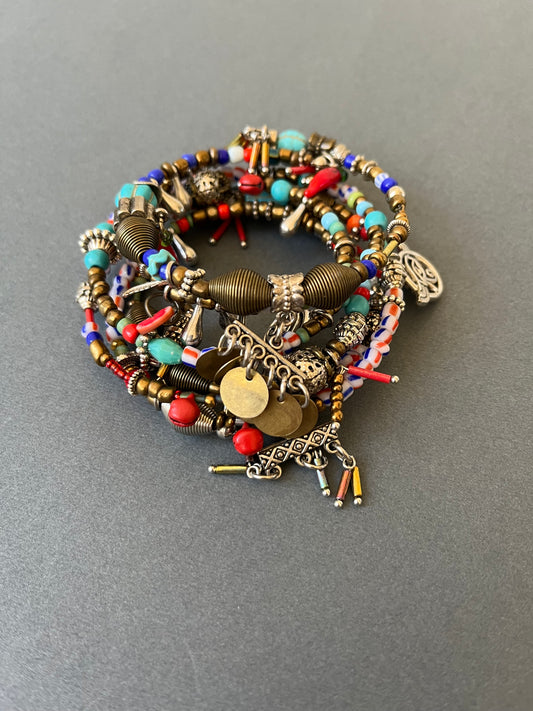 Special bracelet with mixed materials