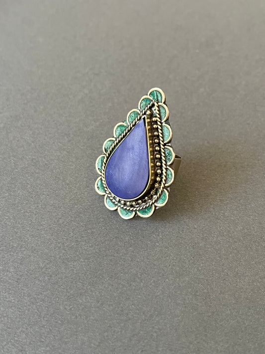 Ring-
