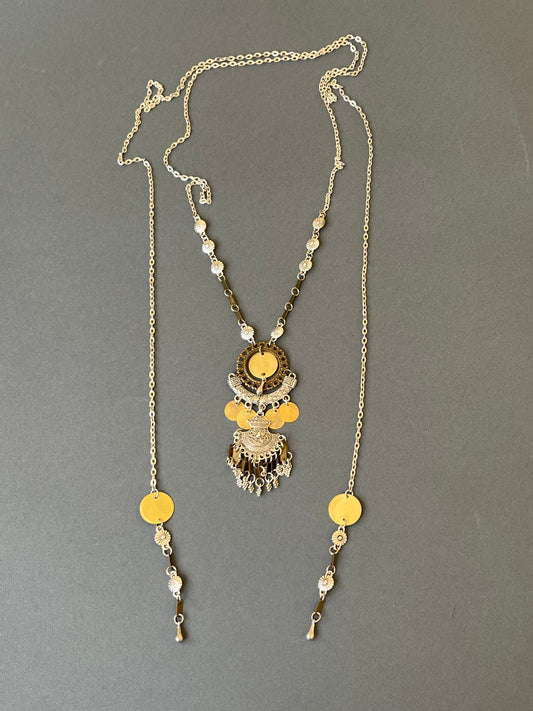 Necklace 100