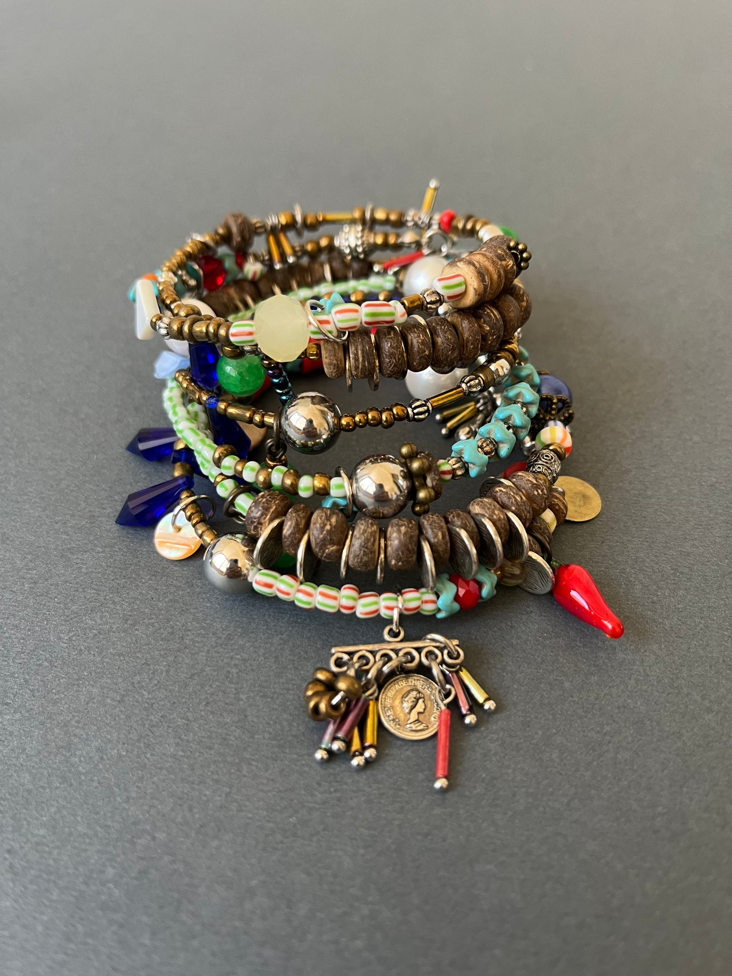Bracelet with mixed beads