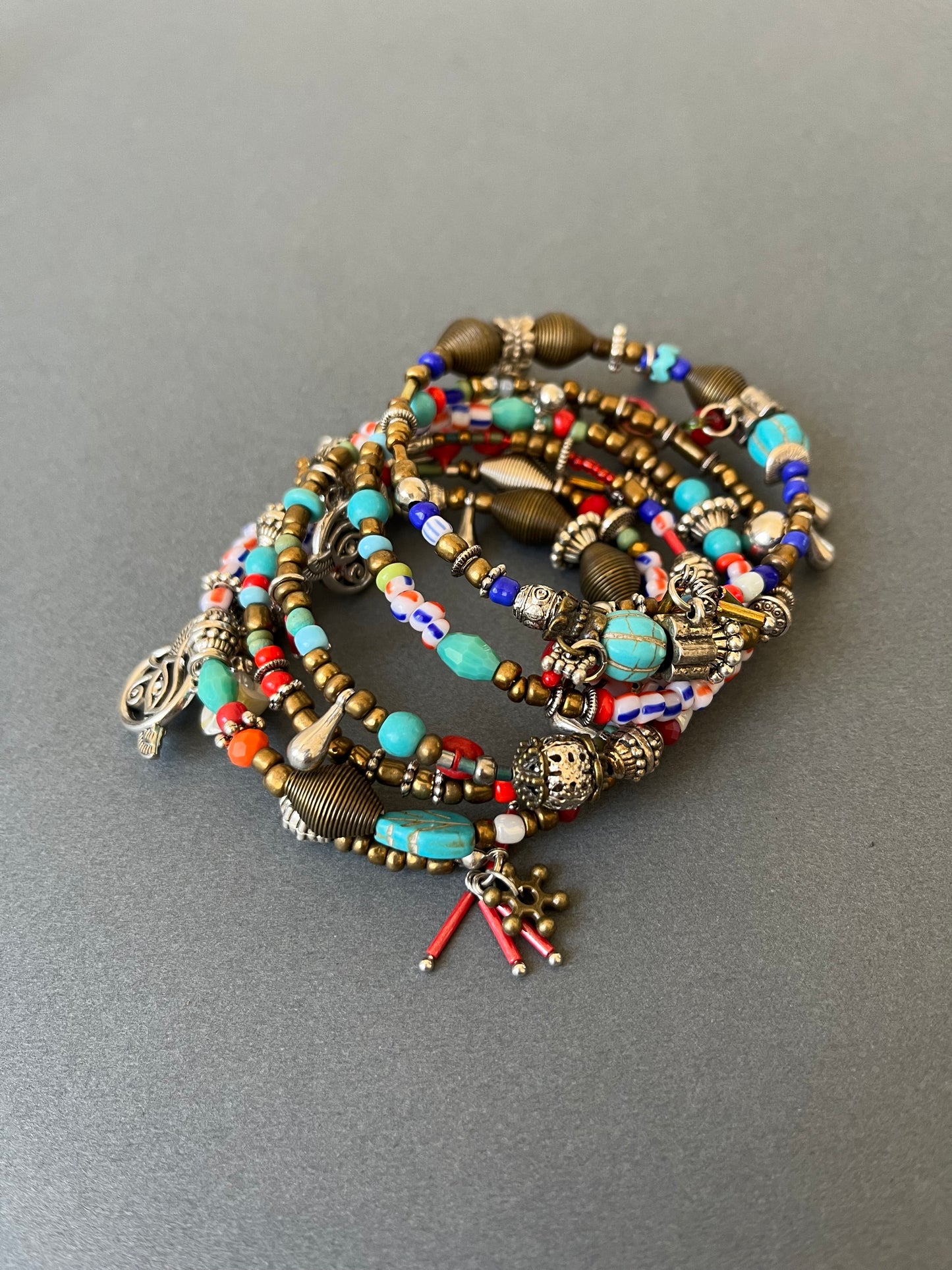 Special bracelet with mixed materials