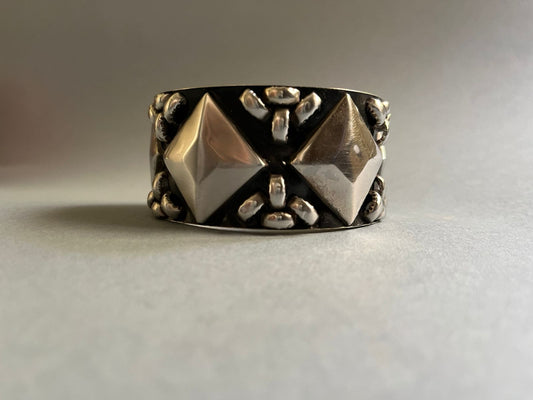 Bracelet B75