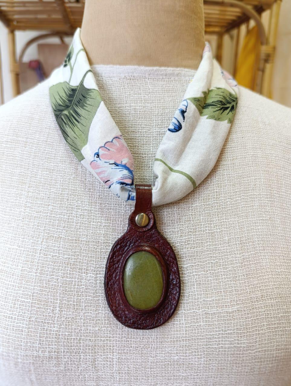 Necklace R14