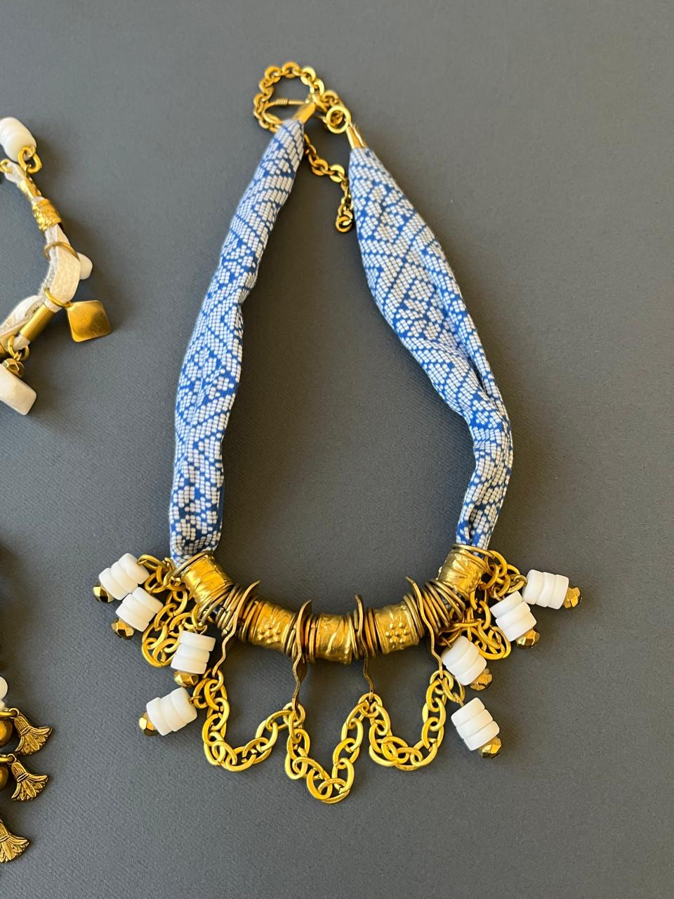 necklace b9