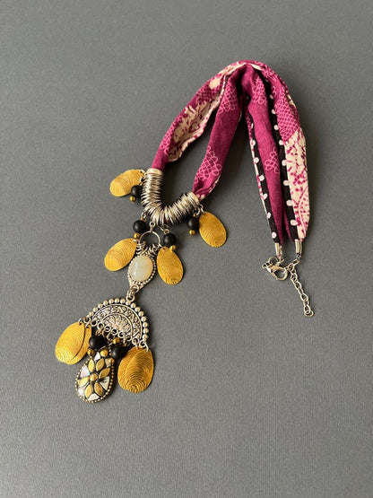necklace b3