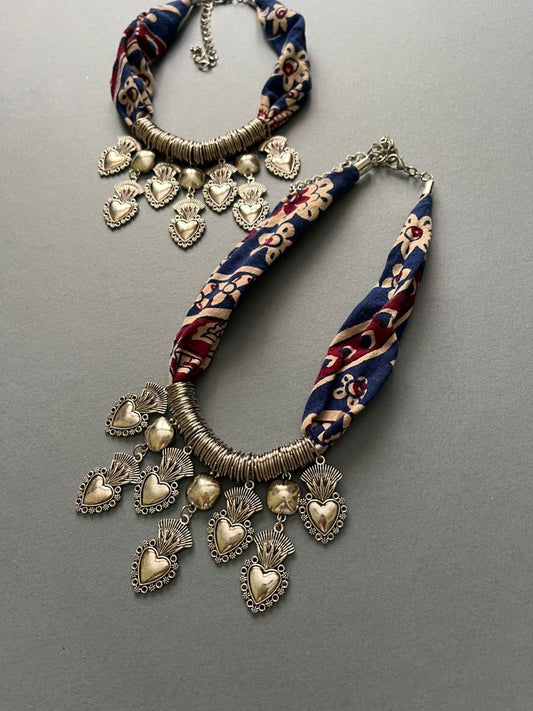 Necklace B1