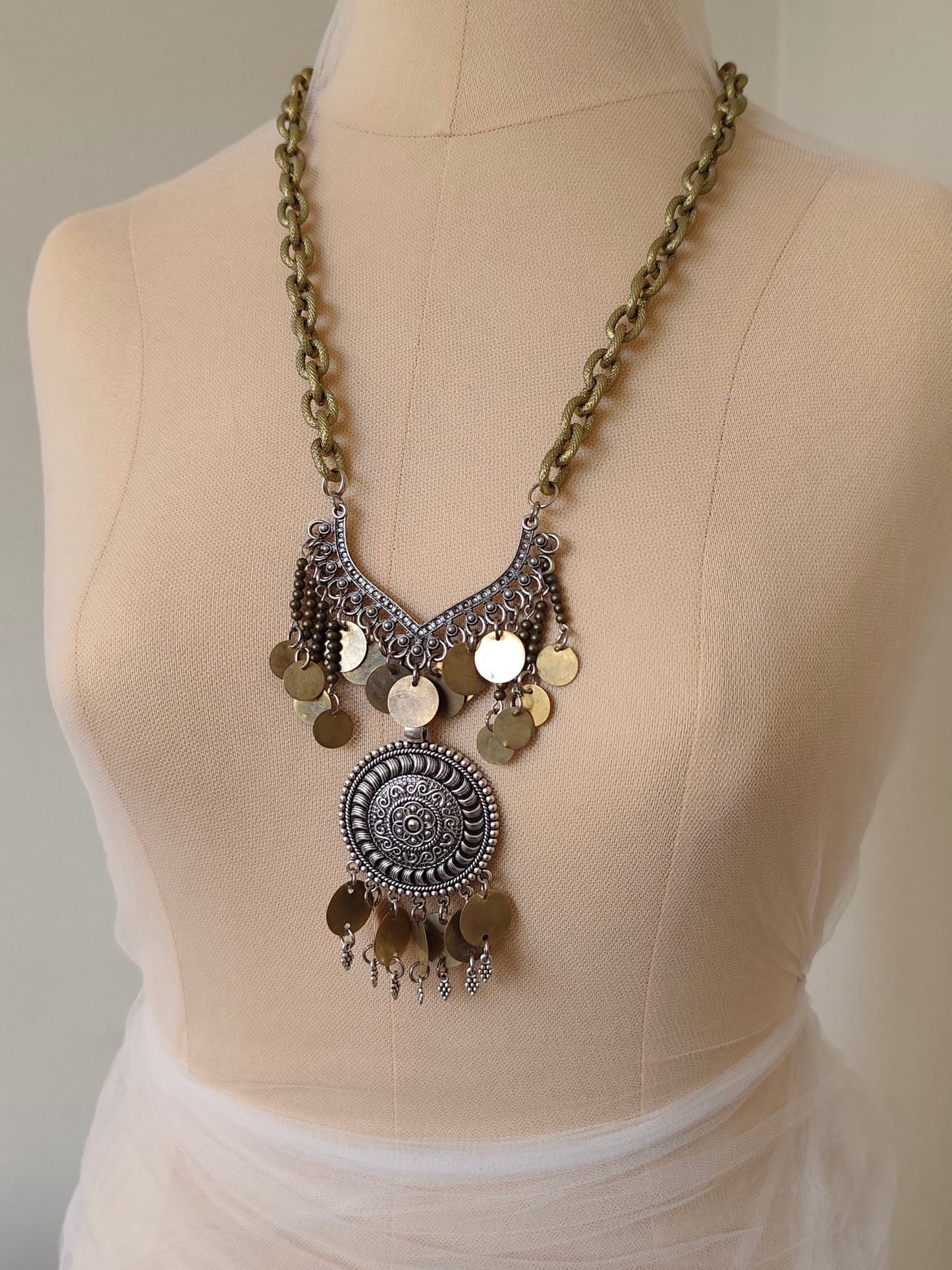 Metal necklace 3